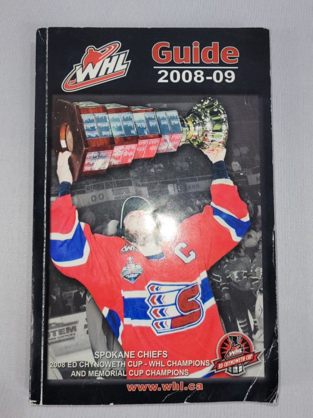 WHL Western Hockey League 2008-09 Junior Player & Team Guide Book